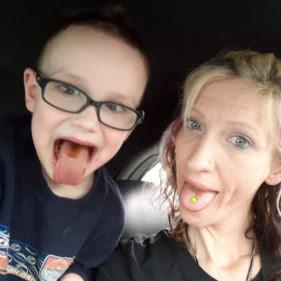 Meet your Posher, Kassie - Picture 5 of 5